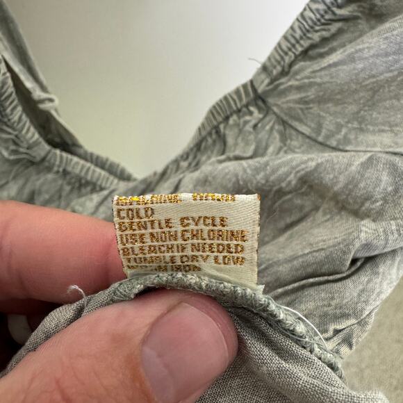 Rebellion Again Puff Sleeve Open Back Top US Women's S - Picture 7 of 8